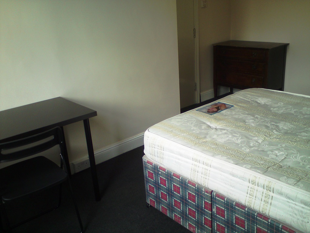 3 Bed Shared Student Houses Leeds, Hyde Park, LS6